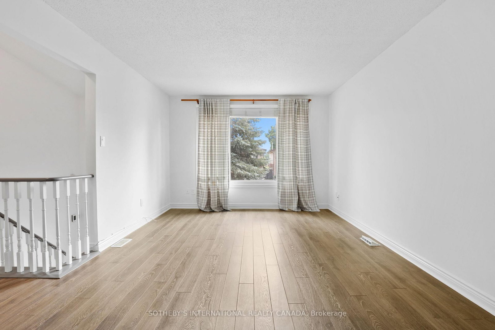 12 Dunkin Avenue • Clarington, ON photo 15