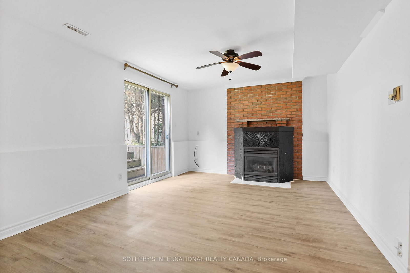 12 Dunkin Avenue • Clarington, ON photo 26