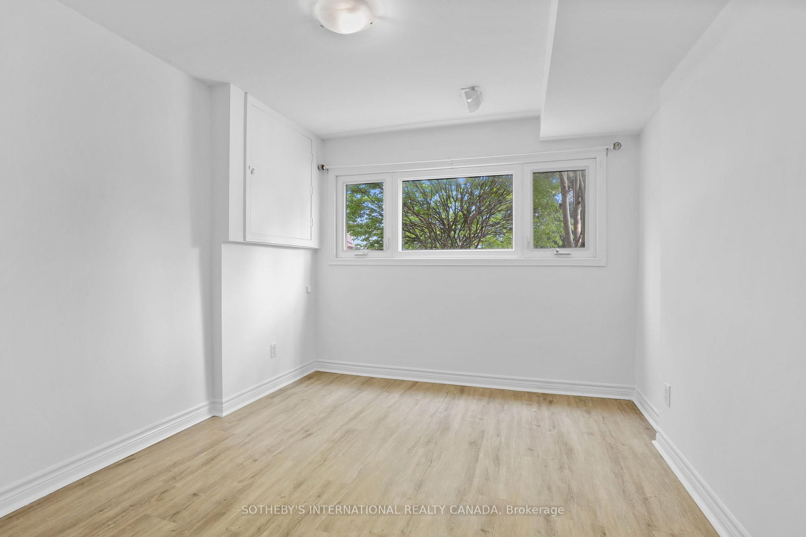 12 Dunkin Avenue • Clarington, ON photo 31