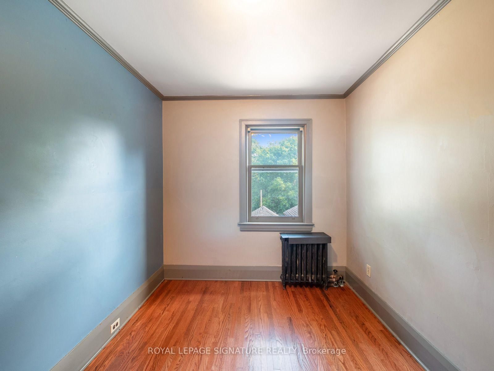 511 Donlands Avenue • Toronto, ON photo 26