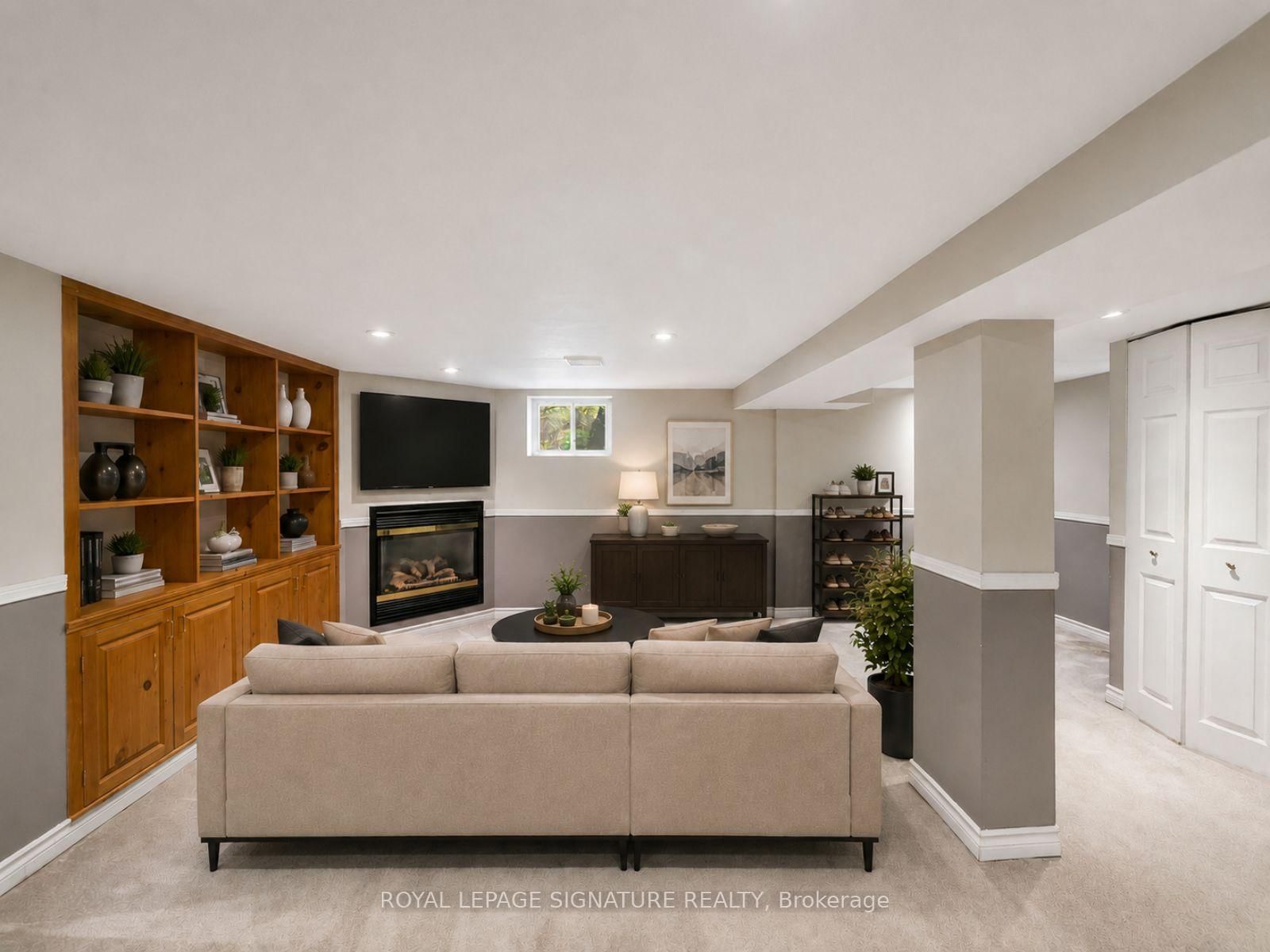 511 Donlands Avenue • Toronto, ON photo 29