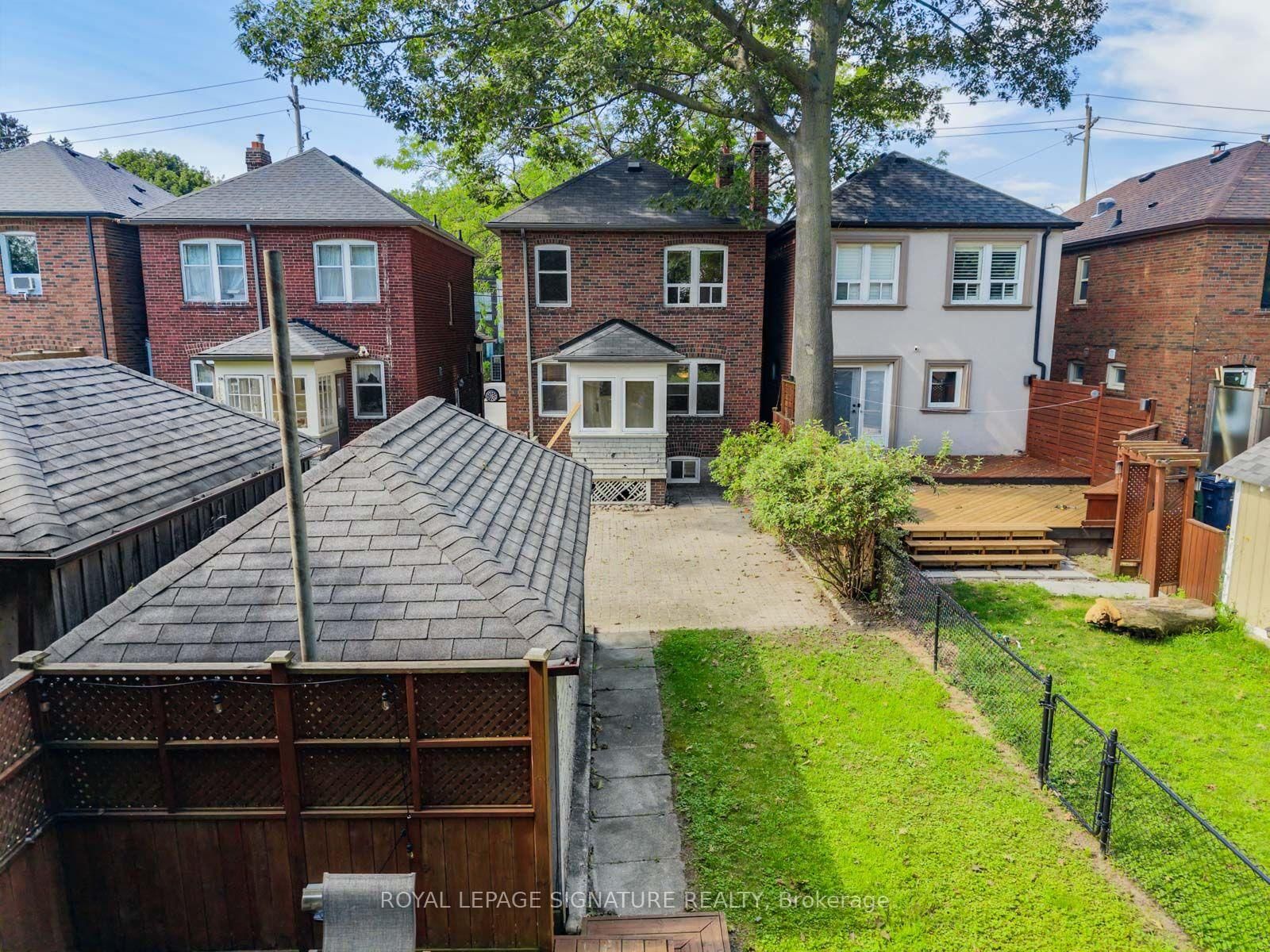 511 Donlands Avenue • Toronto, ON photo 37