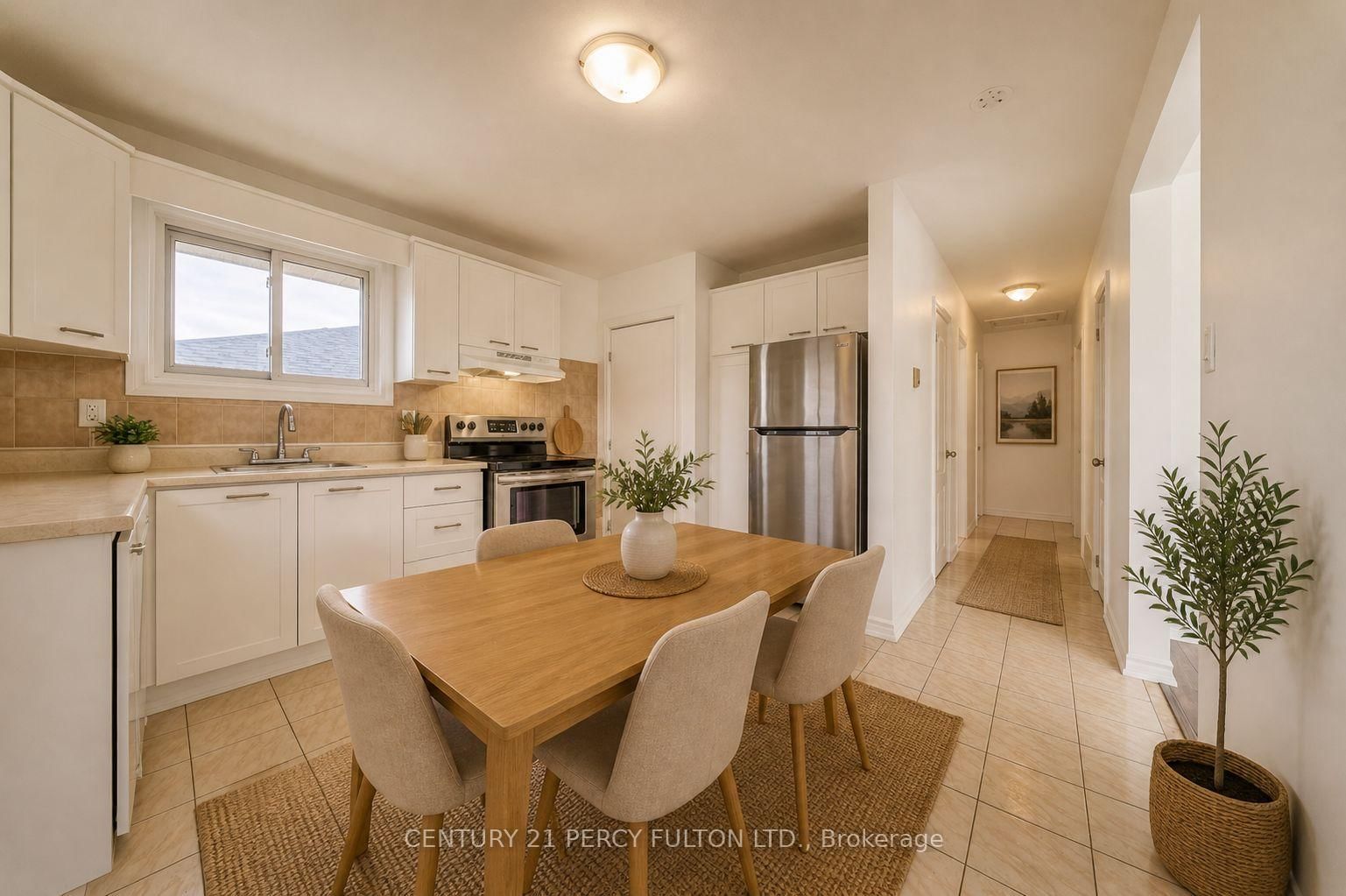 381 Conant Street • Oshawa, ON photo 11