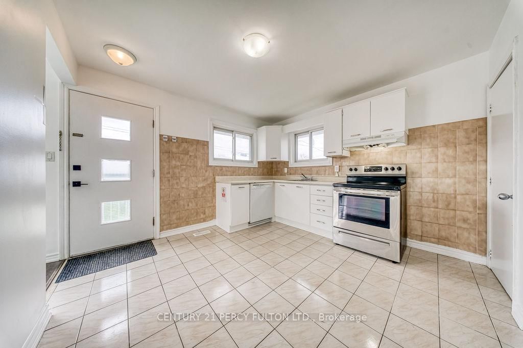 381 Conant Street • Oshawa, ON photo 21