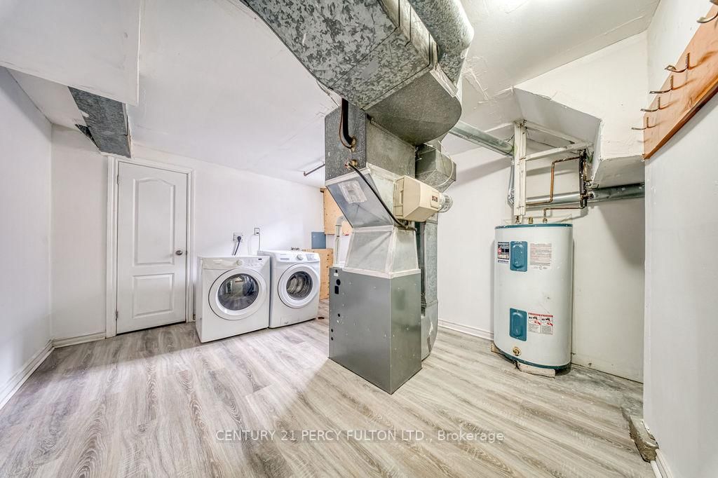 381 Conant Street • Oshawa, ON photo 34