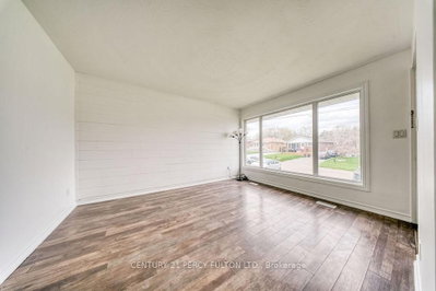 381 Conant Street • Oshawa, ON photo 6