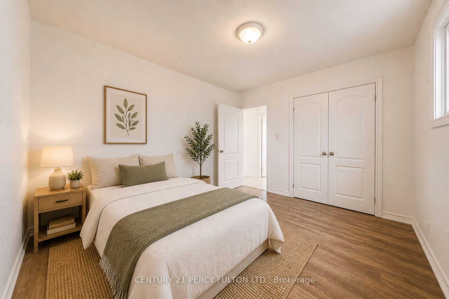 381 Conant Street • Oshawa, ON photo 7