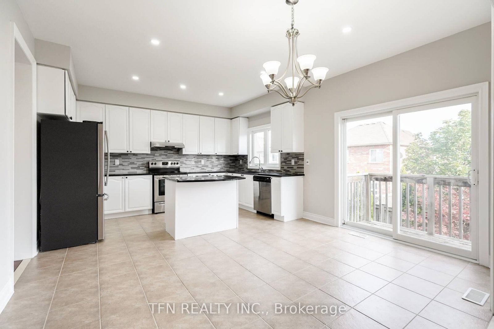 1648 Pennel Drive, Unit Upper - Photo 14