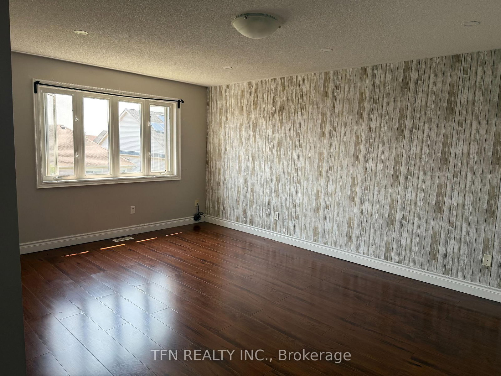 1648 Pennel Drive, Unit Upper - Photo 28