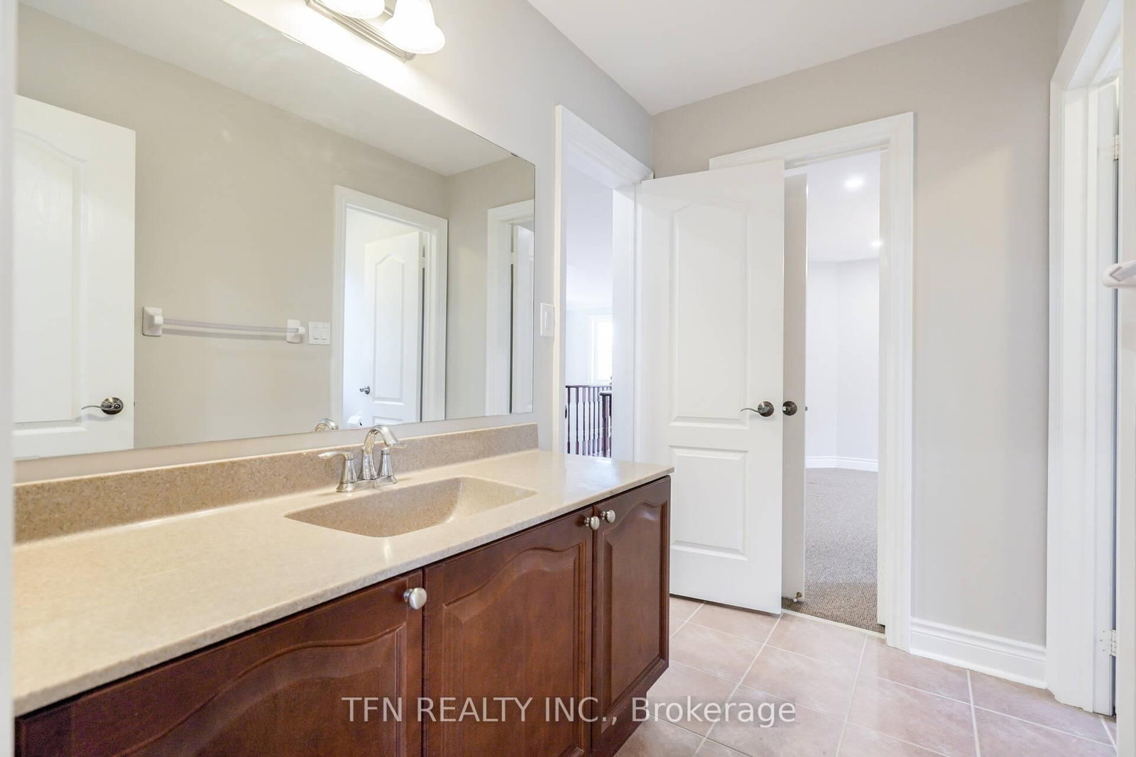 1648 Pennel Drive, Unit Upper - Photo 33