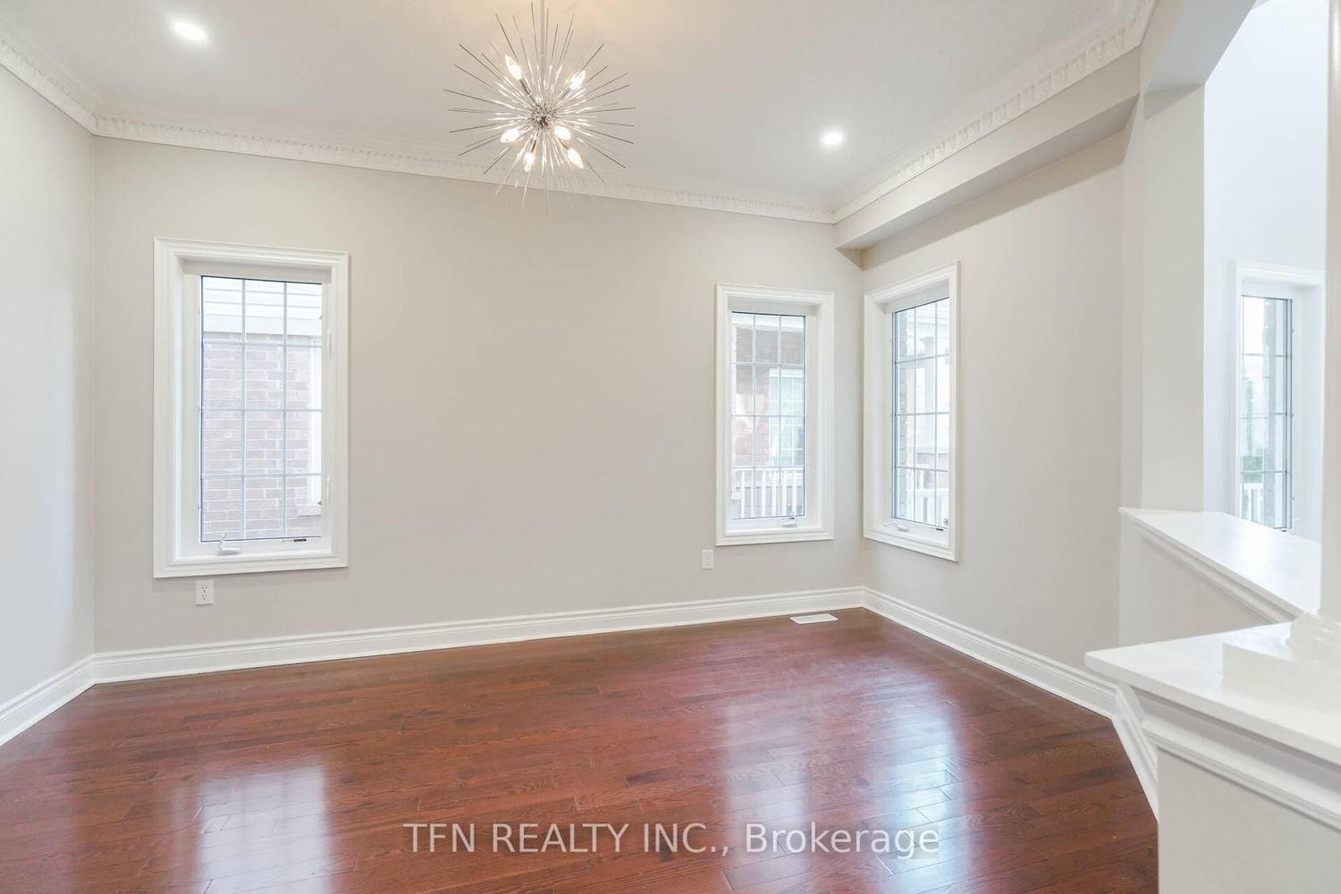 1648 Pennel Drive, Unit Upper - Photo 8