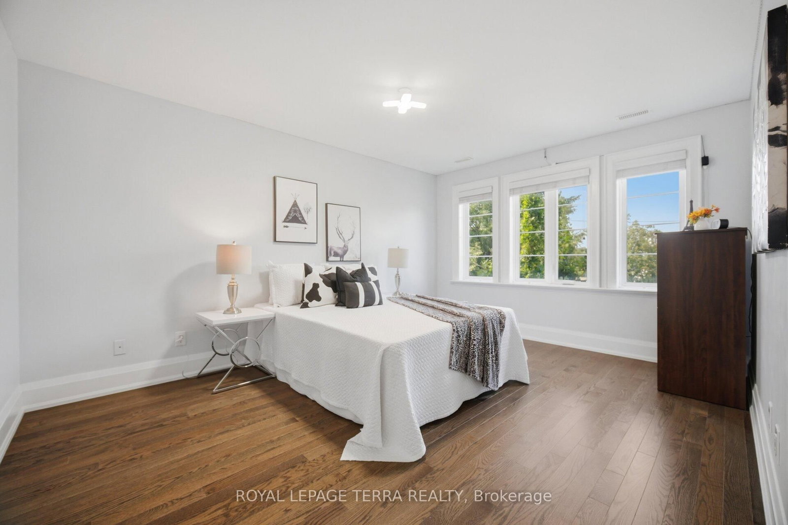27 Minford Avenue • Toronto, ON photo 32