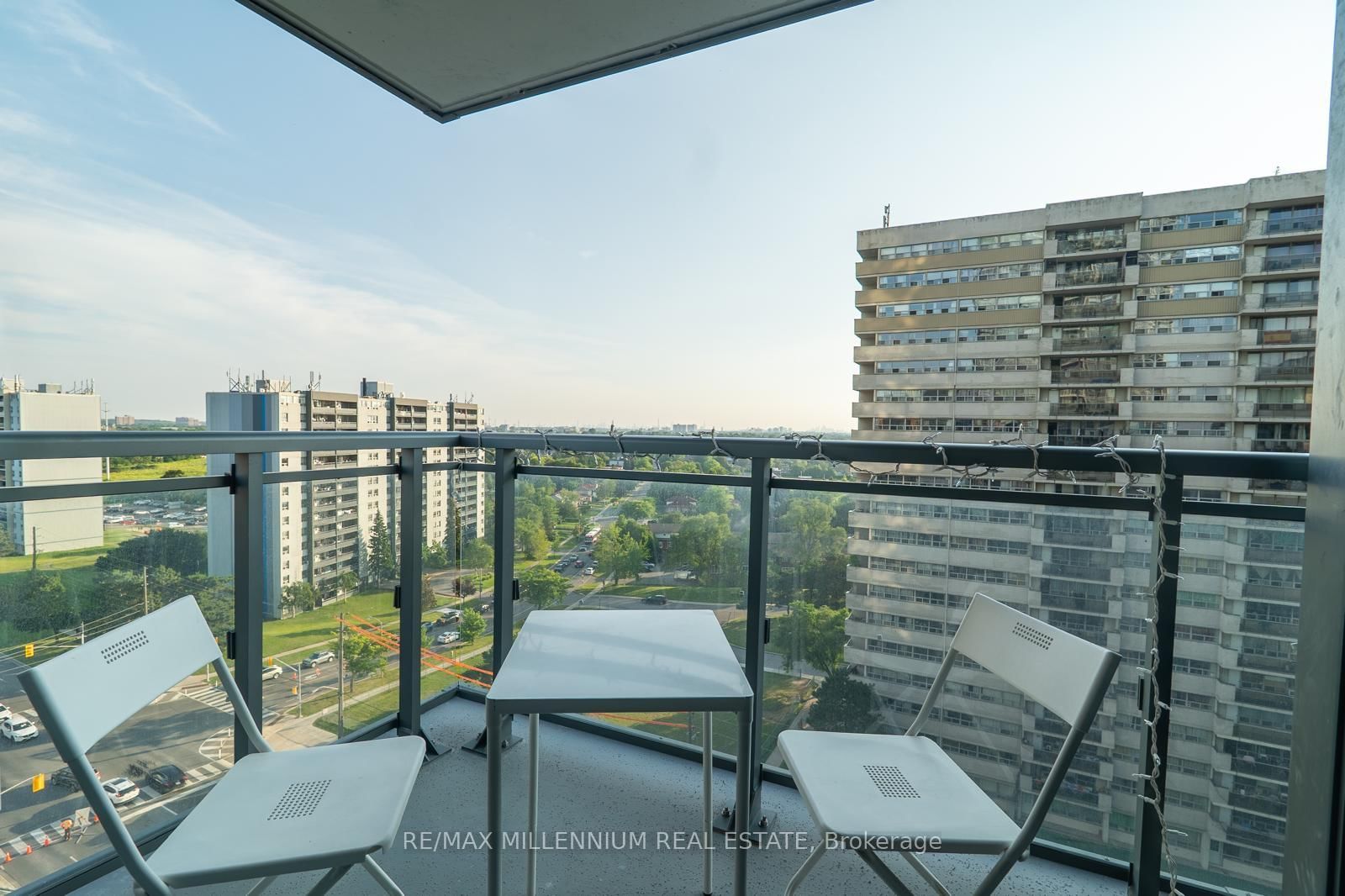 20 Meadow Glen Place • #1206 • Toronto, ON photo 16