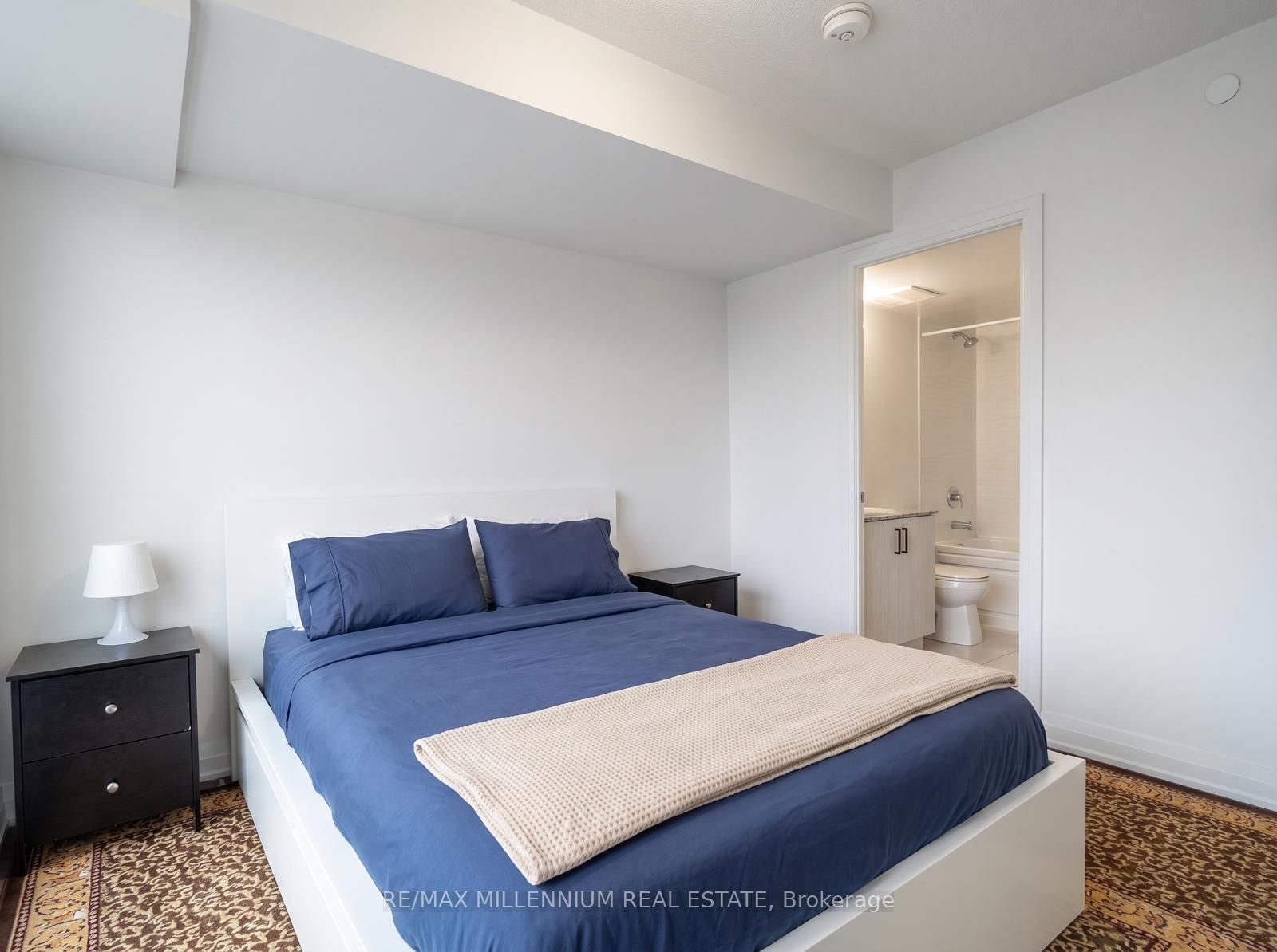 20 Meadow Glen Place • #1206 • Toronto, ON photo 8