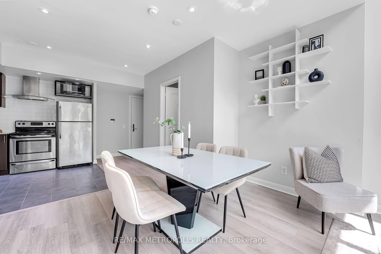 180 Borough Drive • Toronto, ON photo 13