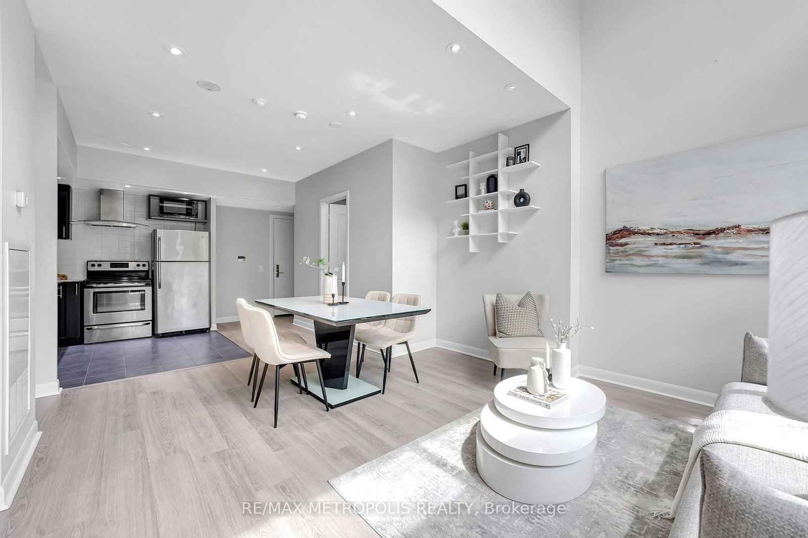 180 Borough Drive • Toronto, ON photo 9