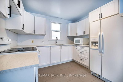 548 Front Street • Oshawa, ON photo 4