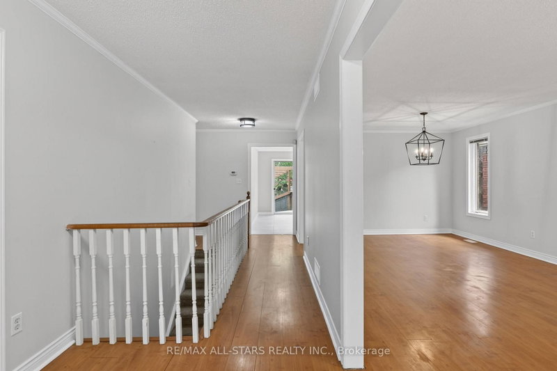 29 Lakeview Drive