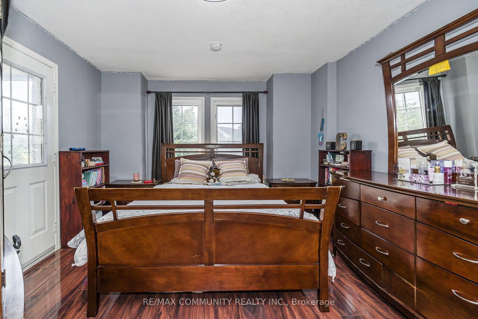 1597 Avonmore Square • Pickering, ON photo 15