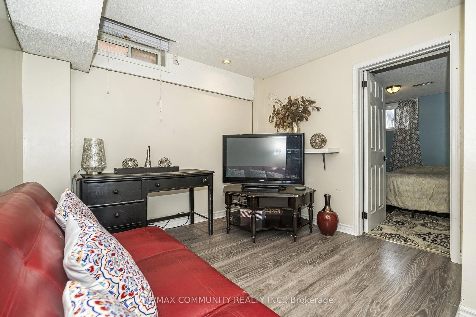 1597 Avonmore Square • Pickering, ON photo 21