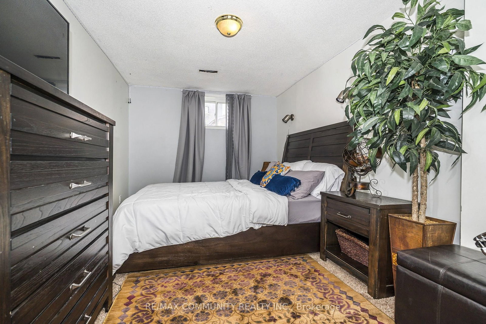 1597 Avonmore Square • Pickering, ON photo 25
