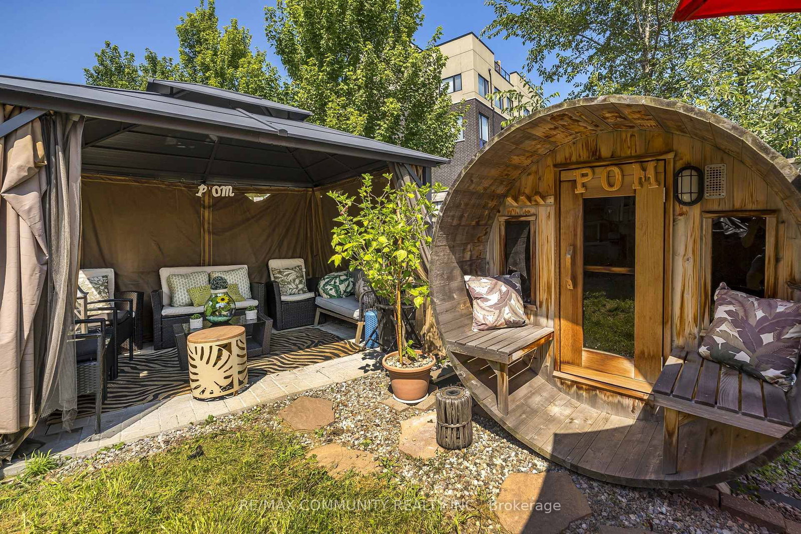 1597 Avonmore Square • Pickering, ON photo 26