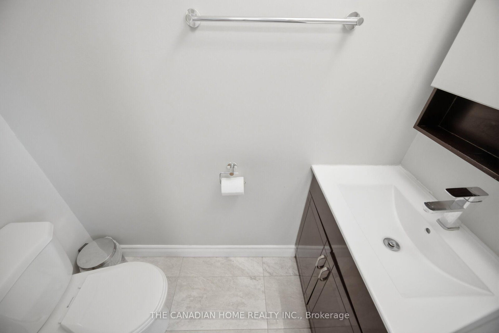 802 Brimorton Drive • Toronto, ON photo 16
