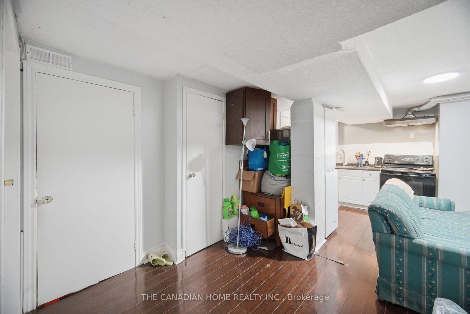 802 Brimorton Drive • Toronto, ON photo 35