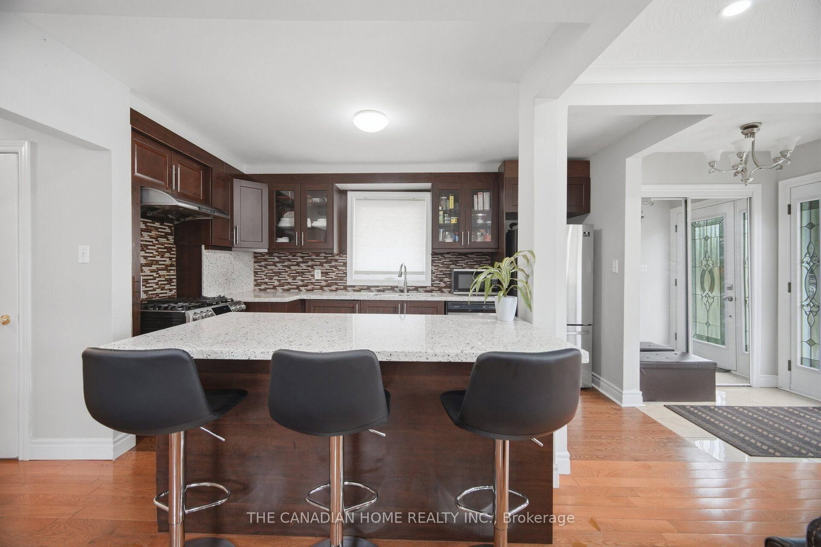 802 Brimorton Drive • Toronto, ON photo 5