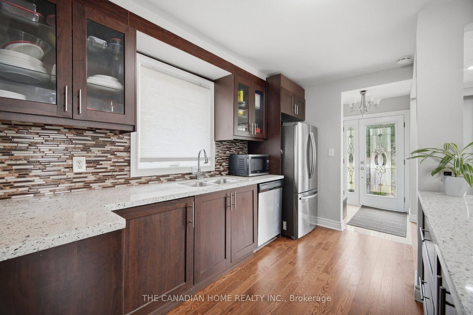 802 Brimorton Drive • Toronto, ON photo 6