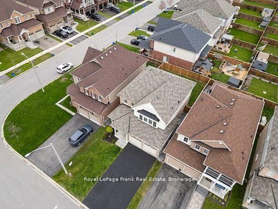 144 Bruce Cameron Drive • Clarington, ON photo 3