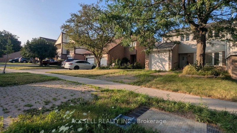 135 Placentia Boulevard