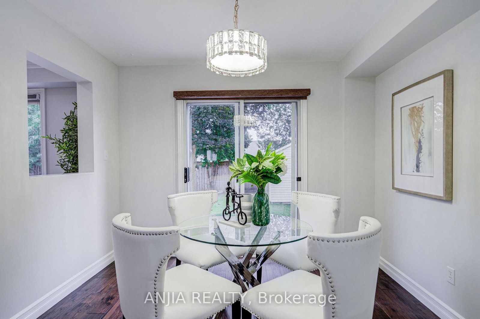 7 Allayden Drive • Whitby, ON photo 6