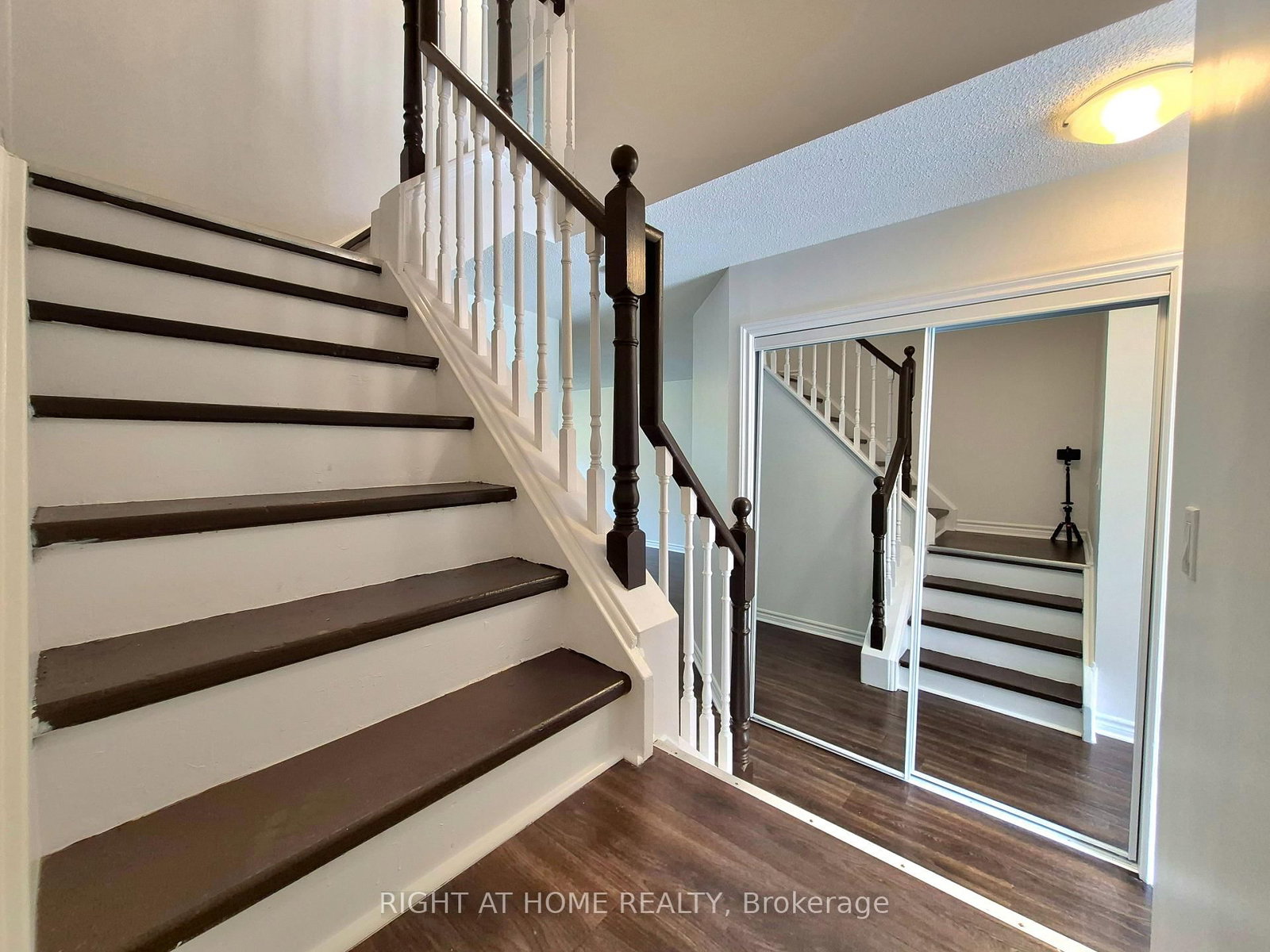 21 Mccullock Crescent • Ajax, ON photo 13