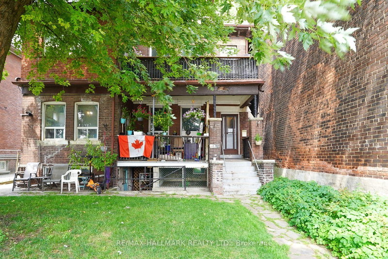 3 - 1432 Queen Street E