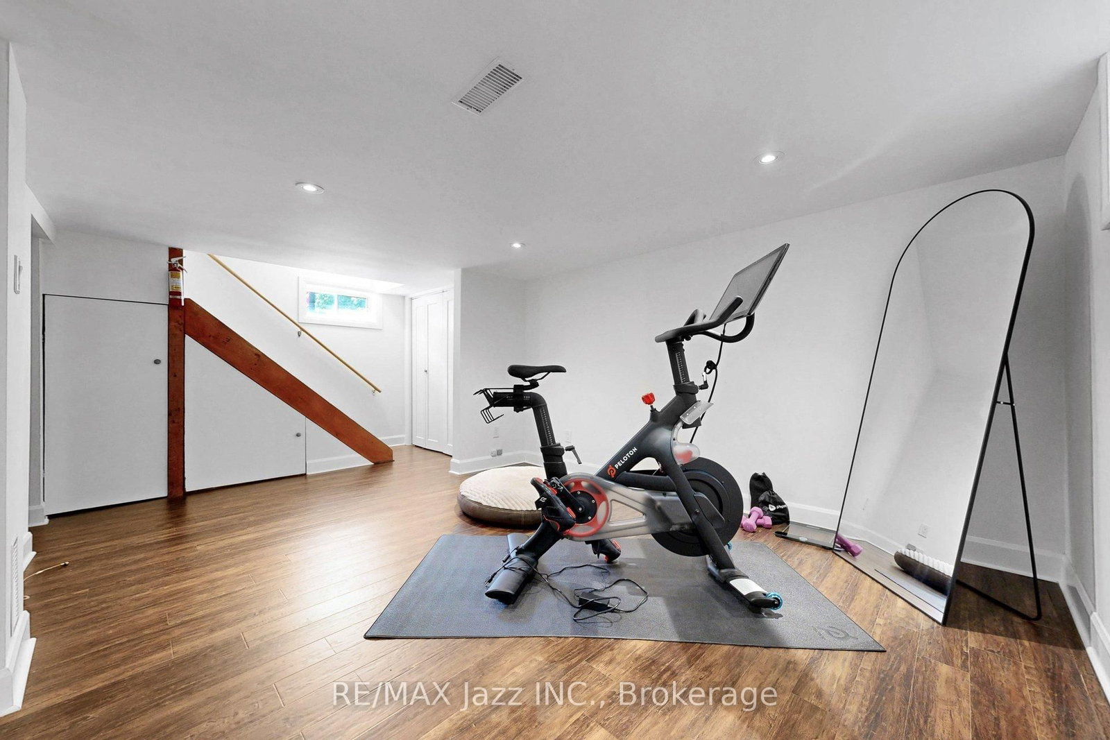 559 Masson Street • Oshawa, ON photo 17