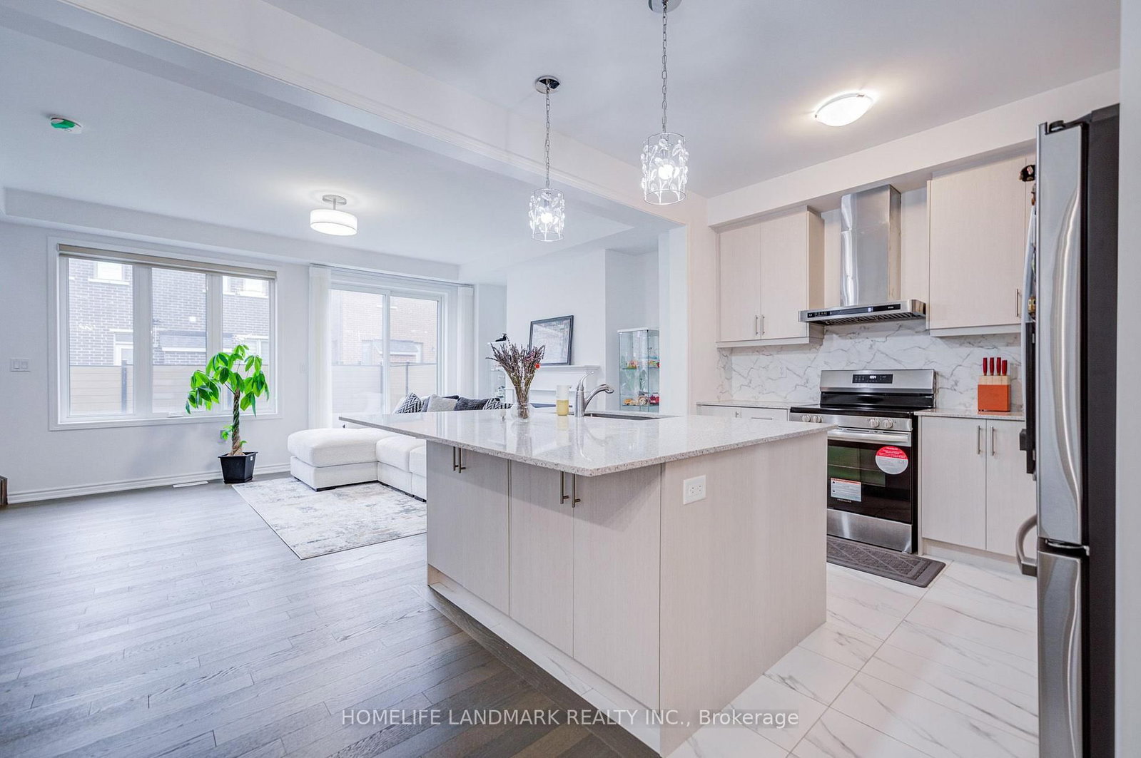1857 Weeping Willow Lane • Pickering, ON photo 12