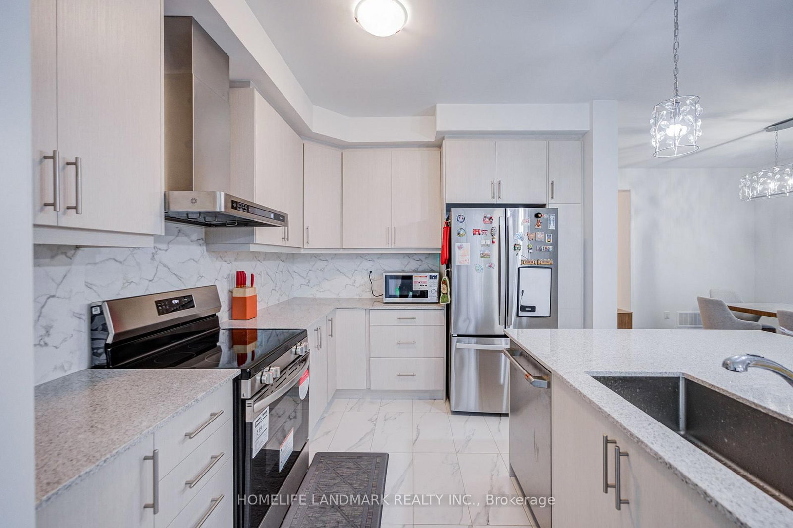 1857 Weeping Willow Lane • Pickering, ON photo 15