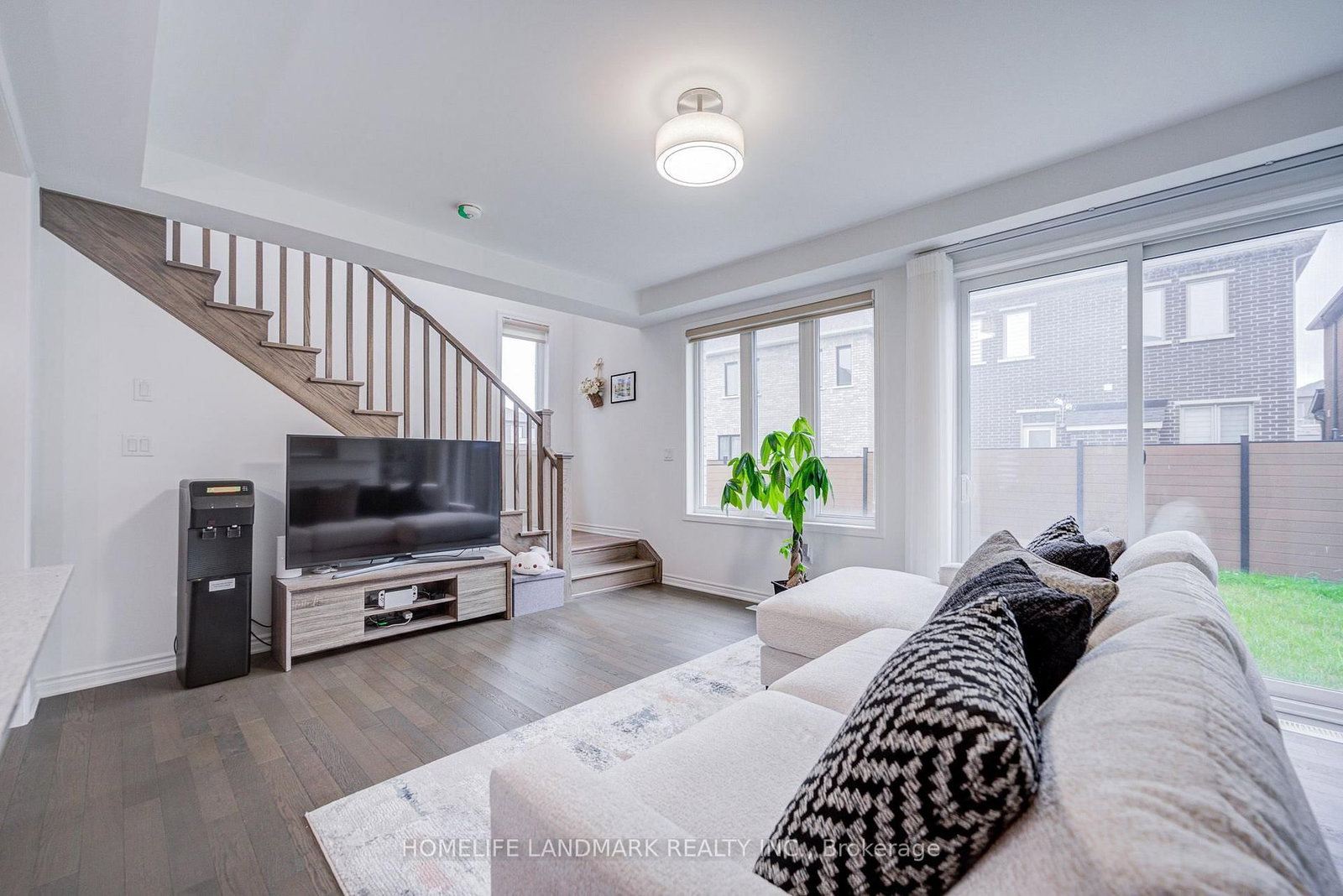 1857 Weeping Willow Lane • Pickering, ON photo 19