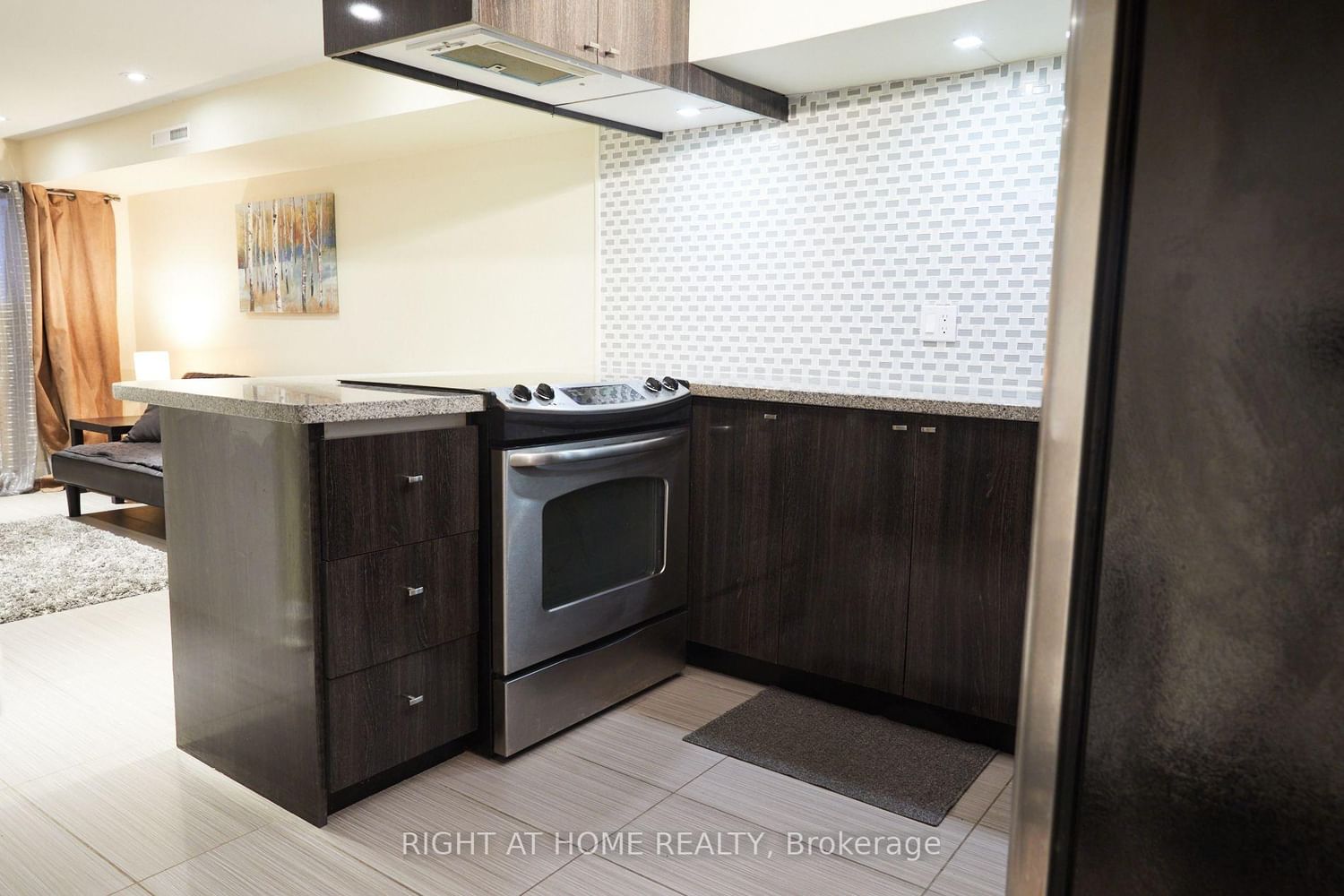 Rear - 1547 Kingston Road, Toronto 5