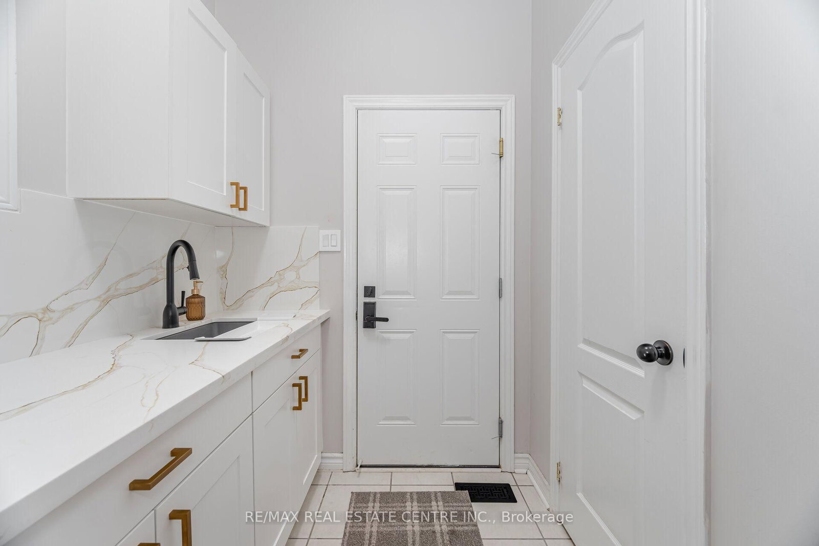 844 Wrenwood Drive • Oshawa, ON photo 14