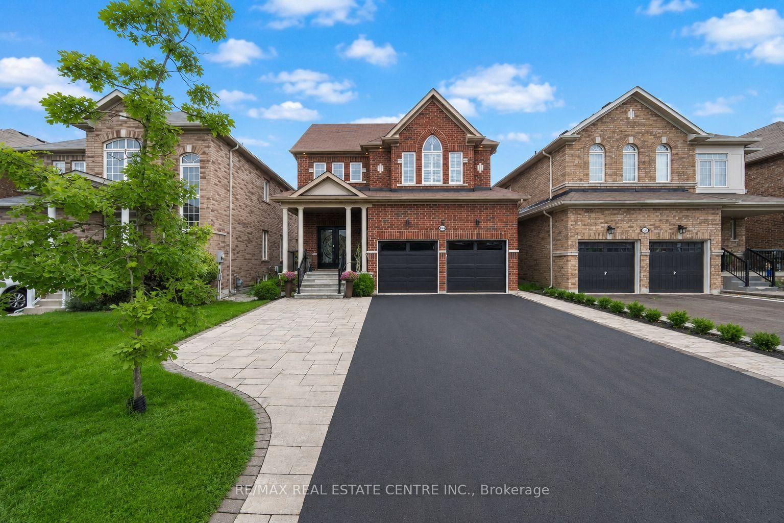 844 Wrenwood Drive • Oshawa, ON photo 2
