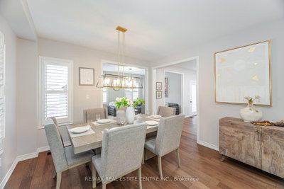 844 Wrenwood Drive • Oshawa, ON photo 8