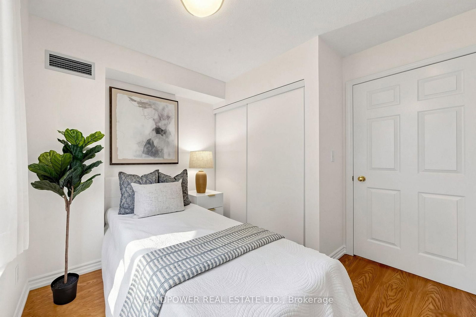 5039 Finch Avenue E • #TH02 • Toronto, ON photo 24
