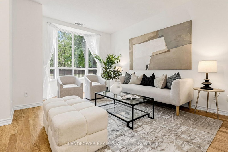 TH02 - 5039 Finch Avenue E