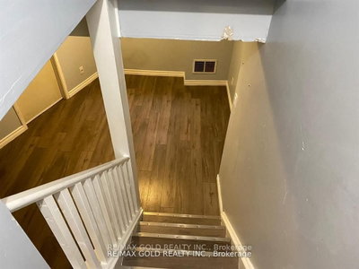 27 Middlecote Ajax,ON L1T 0A4 — Photo 11