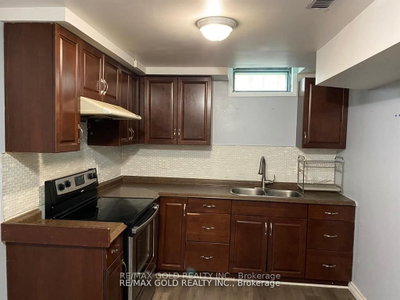 27 Middlecote Ajax,ON L1T 0A4 — Photo 12