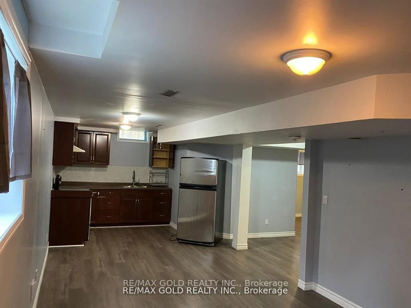 Bsmt - 27 Middlecote Drive