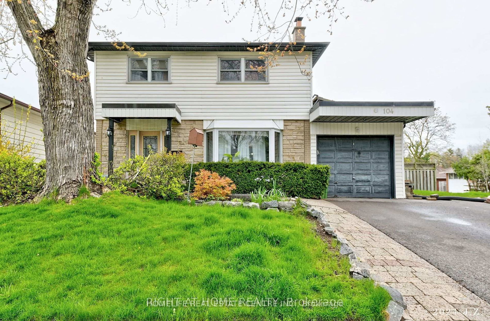 Property at 104 Pegasus