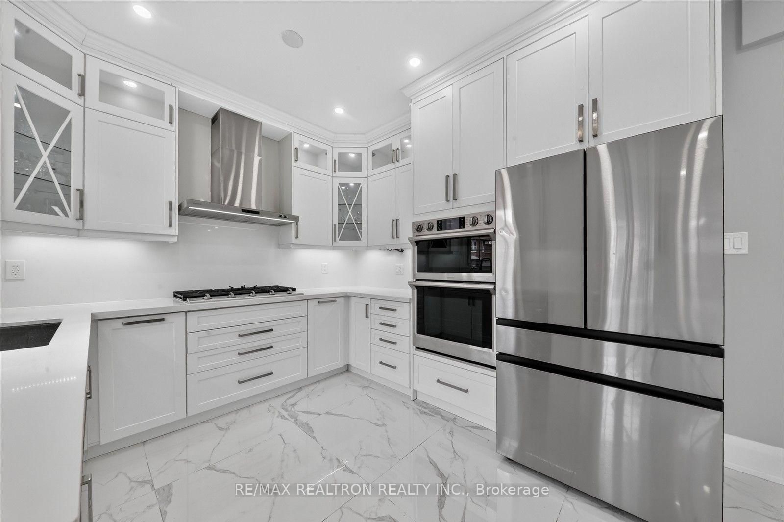 6 Stammers Drive • Ajax, ON photo 12